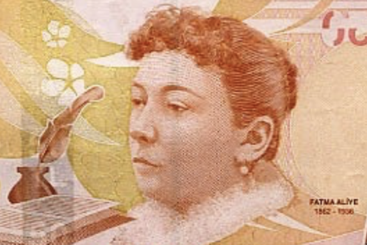 Dünya Emekçi Kadınlar Günümüz kutlu olsun! Bu günü Göksenin Abdal'ın yazısıyla kutluyoruz: "Mütercimenin Adı Yok, Feminist Çevirinin Var!" ceviridernegi.org/mutercimenin-a… Yaşasın feminist çeviri!