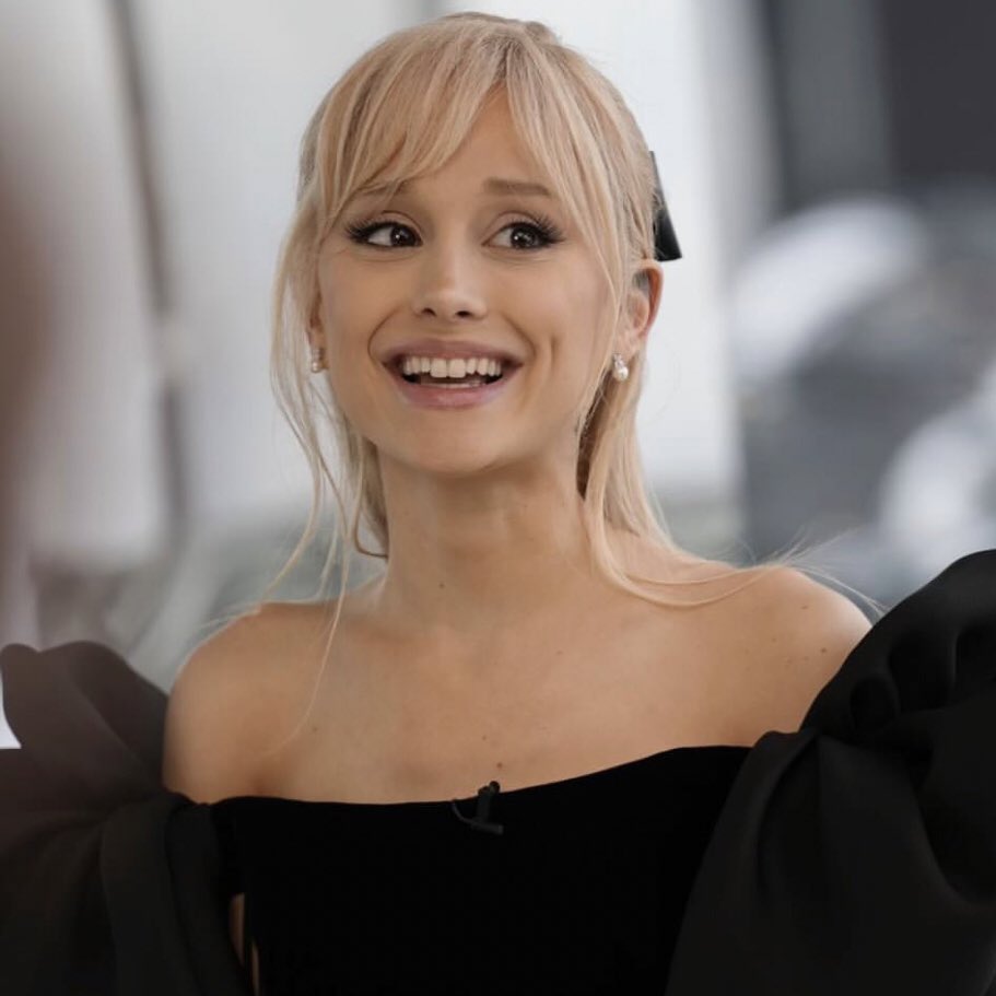 siteptbr's tweet image. “eternal sunshine” é o álbum mais bem avaliado de Ariana Grande no Metacritic. 

Além disso, é também o mais bem avaliado de 2024, até agora. ✨