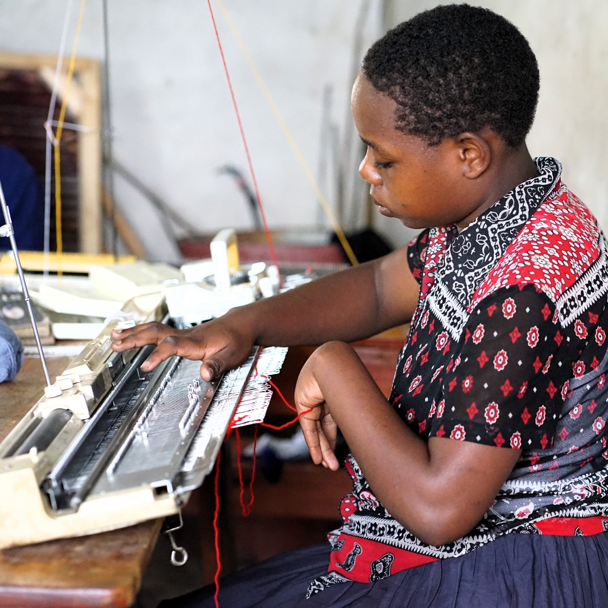 In #Uganda, we've provided vocational skills, startup capital & business revitalisation to young people in Nakivale & Oruchinga refugee settlements. This will empower them with the tools & resources to build sustainable livelihoods & contribute to their communities. @hiltonfound.