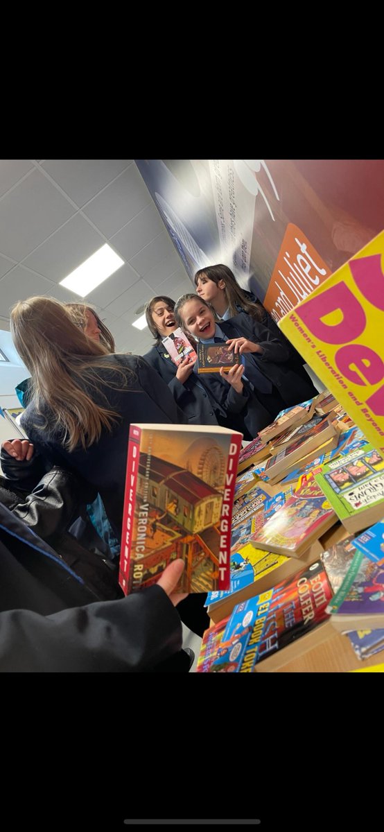 DlsEnglish's tweet photo. A lovely day celebrating all things reading for World Book Day 2024 📚📖 https://t.co/BcNlGtL2Gb