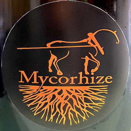 ilvinoeoltre's tweet photo. 🍾 Champagne Grand Cru Extra Brut Mycorhize 2018 (Champagne de Sousa) - https://t.co/WbJLZvlqzM 🍾
#avize #champagne #champagnedesousa #chardonnay #degustazione #desousa #grandcru #ilvinoeoltre #metodoclassico #mycorhize https://t.co/4ik5zBKnIO