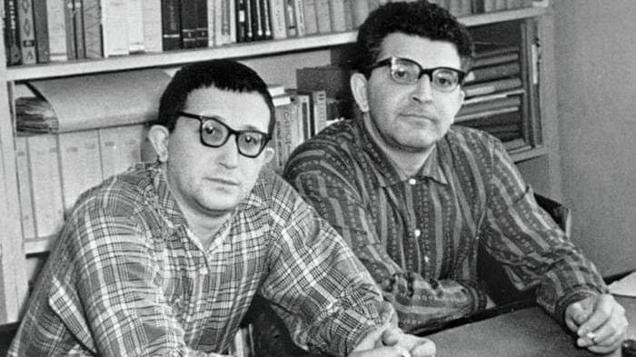 «Дурак стал нормой, ещё немного - и дурак станет идеалом». Братья Стругацкие, «Хищные вещи века».