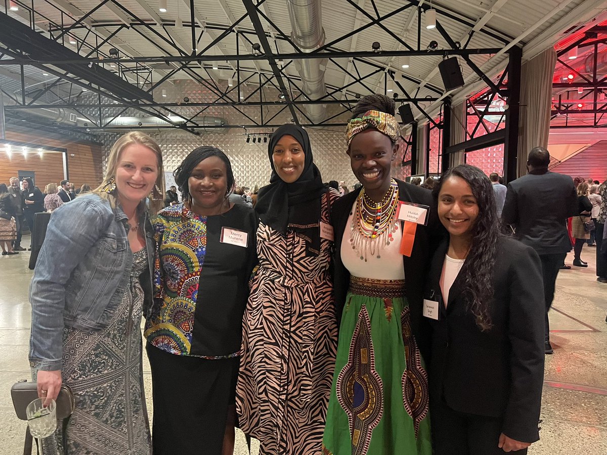 Huldah4House's tweet photo. Fun night celebrating WOMEN with @womenwinning ! So grateful for their ENDORSEMENT!
#SheRuns #WeWinTogether because we are #StrongerTogether https://t.co/5GTy5AGb83