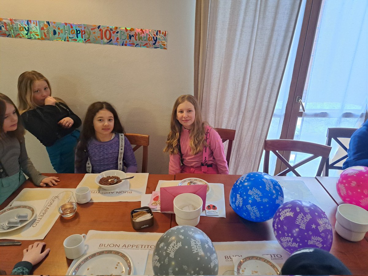 Y5 CTK St Pats St Therese Ski trip tweet media