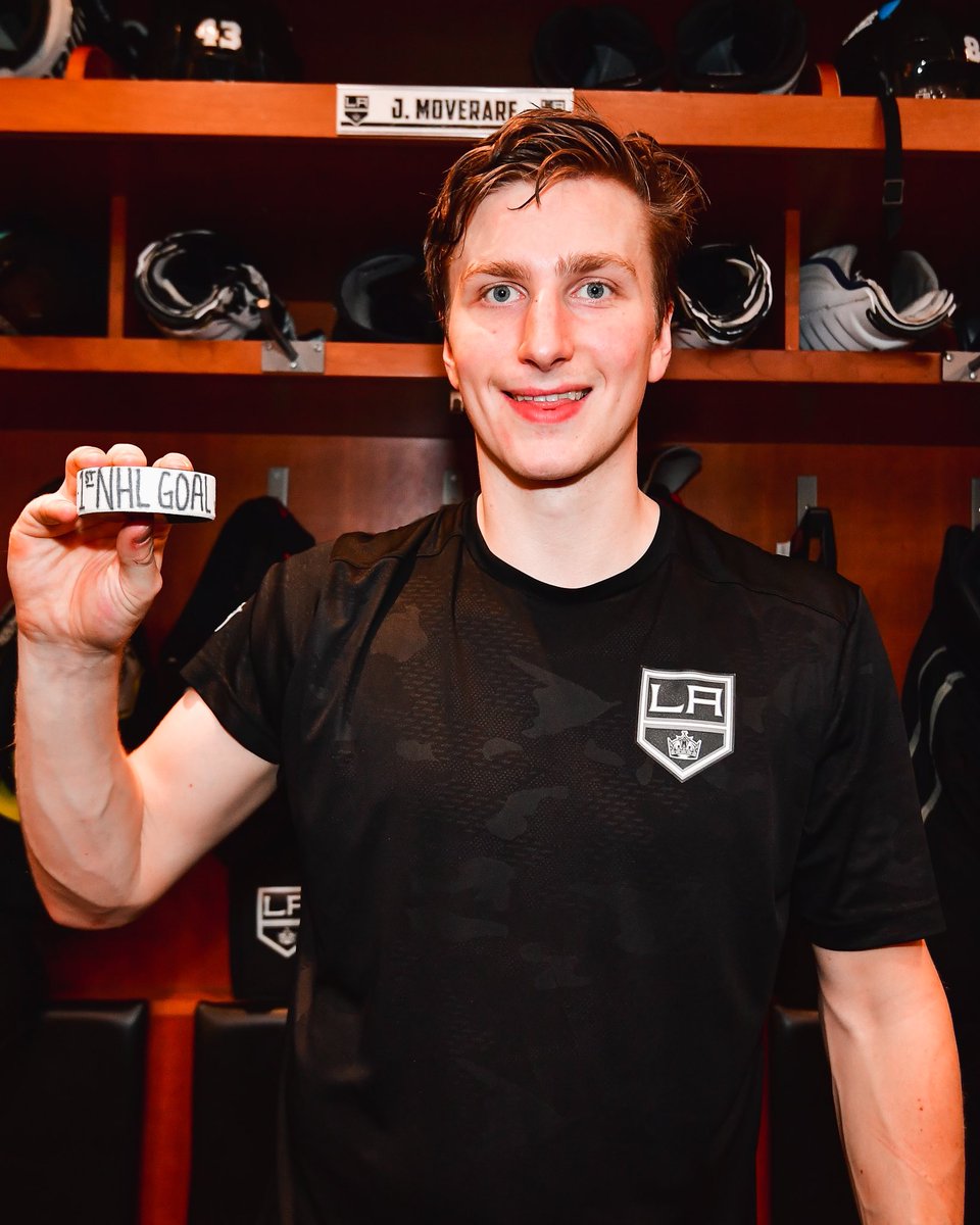 LA Kings tweet media