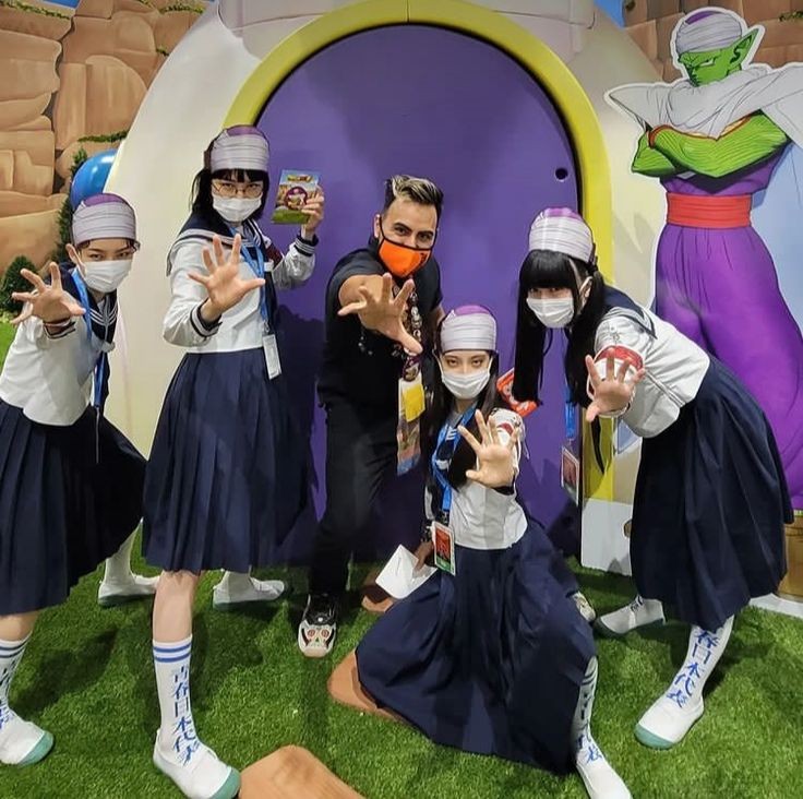 DailyAtarashiiG's tweet photo. Rest in peace, Akira Toriyama 🌹 https://t.co/uE9OHXsweG