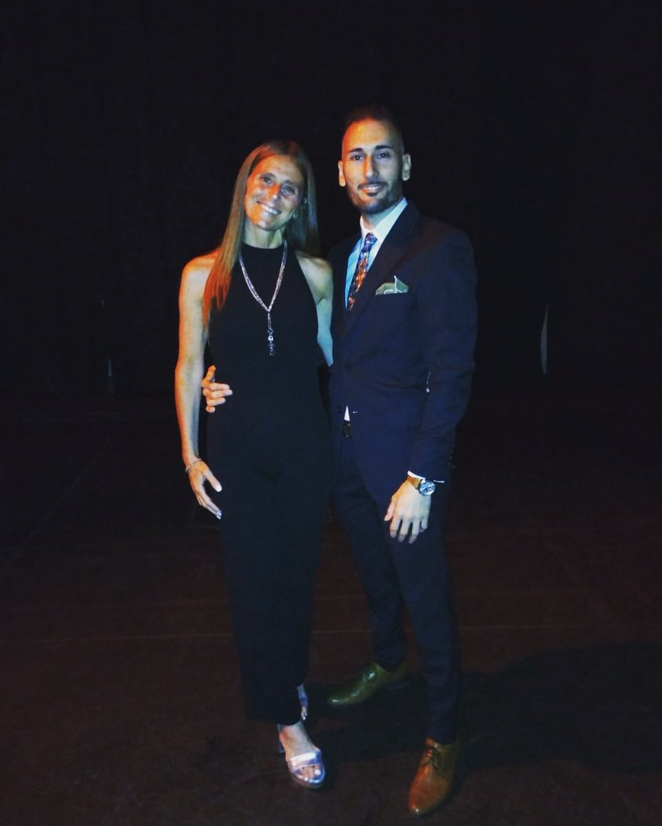 TavoGeromini's tweet photo. Feliz cumple hermanitaaa!! Llegó un poco tarde la publicación pero, como estamos re facha, la subo igual 🤭. Buena vida, en este nuevo añito!! 🥂 --Amor de hermanos-- 😘 https://t.co/DnAWlnsgh6