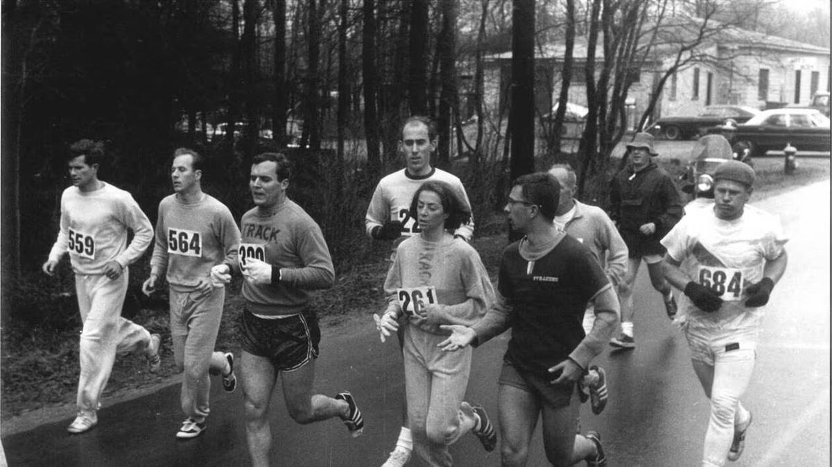 _JeanSeb_'s tweet photo. Kathrine Switzer :
“Life is for participating, not for spectating.”

#261Fearless #8mars #JournéeInternationaleDesDroitsDesFemmes https://t.co/mLgO8dOcPb