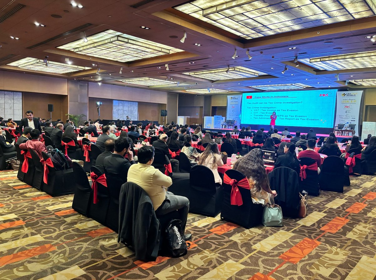 ZohoContracts's tweet photo. We are thrilled to have participated in the @lextalkworld Conference in Delhi on March 6 and 7! It was an enriching experience connecting with legal experts nationwide and delving into insightful discussions on contract management.
#ContractManagement #LegalTech #Legal #LexTalk https://t.co/9v8cEJxCL5