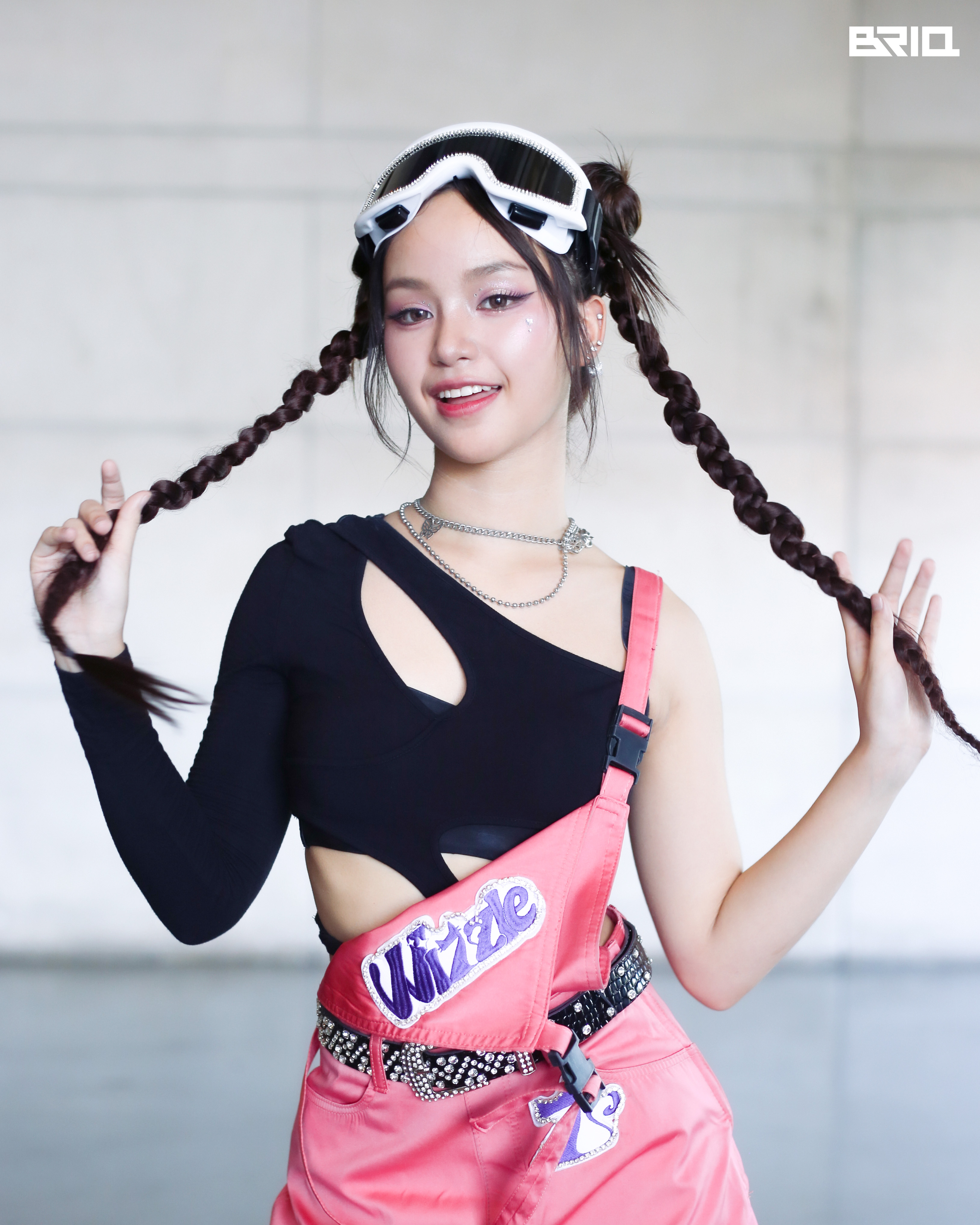 GIIT6fUakAADrNk?format=jpg&name=4096x4096