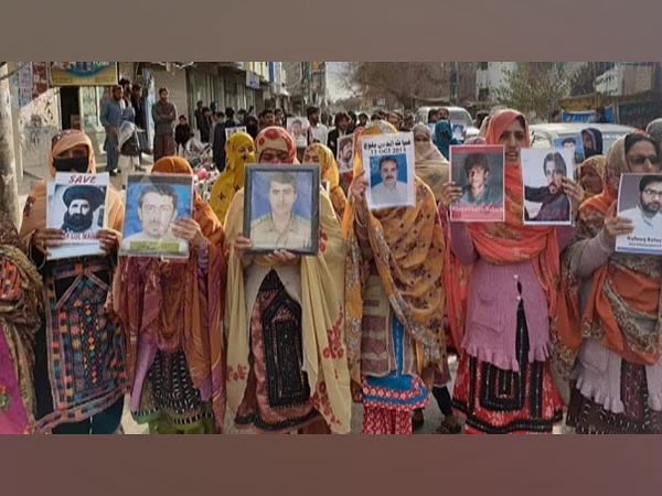 SammiBaluch's tweet photo. On #InternationalWomensDay , My heart goes out to all the phenomenal women who have fearlessly stood up against oppressors and fought for their fundamental rights, freedom,  and equality.
I honor the continuous struggle of Baloch women, who are fighting not only for their own freedom but also for the freedom and safe release of their loved ones who have been forcefully disappeared for decades, have embodied the true meaning of resilience and resistance, inspiring generations to never give up in the face of adversity.

More power to all women ✌🏻
May you continue to speak up, break barriers, and resist until freedom and justice prevail.