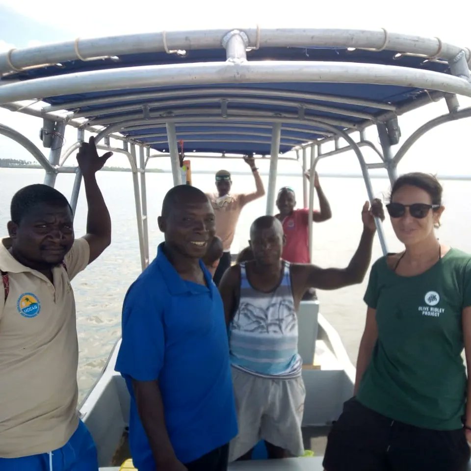 Exploring Mida Creek’s magical habitats!

Our PhotoID team & Dr Joana Hancock of @ORP_INDIANOCEAN did an initial mapping of hotspots, then followed by in-water habitat characterization.
BIG thanks @AGA_artenschutz & @WilhelmaZoo for making this possible!