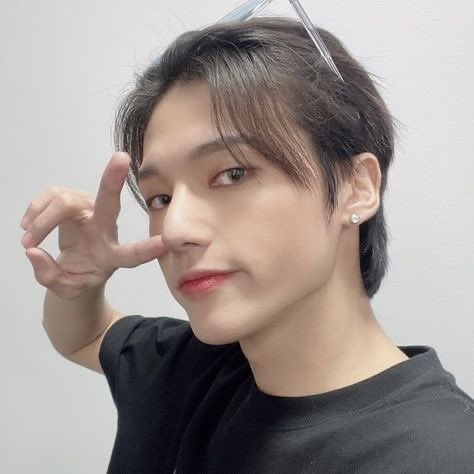 𖥻 ׁ ׅ 𝘷𝘪𝘹 ⟢ || ia 💔 tweet media