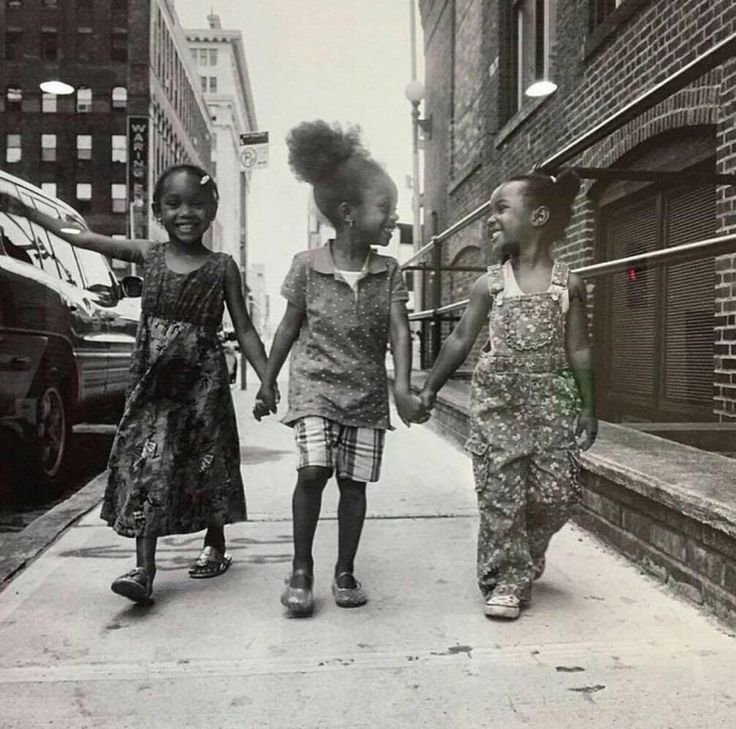 Happy #InternationalWomensDay 💜💜💜 'Cornrows, Afropuffs and Joy', Brooklyn, NY (2008) by photographer Adama Delphine Fawundu #womensart #FridayFeeling