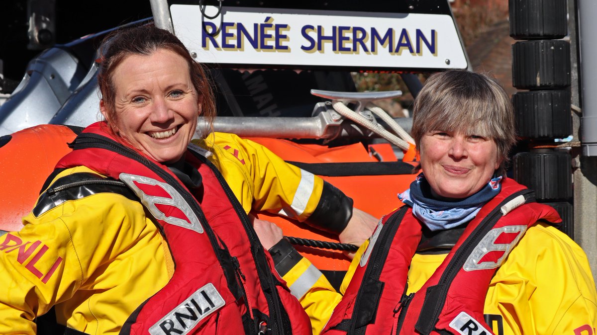 LhamptonRNLI's tweet photo. This #InternationalWomensDay we're saying a big thank you to all the strong, dedicated and talented women who play such an important role in the lifesaving work of the @RNLI
  – including Littlehampton's very own Bea and Simone! 🎉

Thank you, everyone! 🙏

#IWD2024 https://t.co/X9kaPJbsih