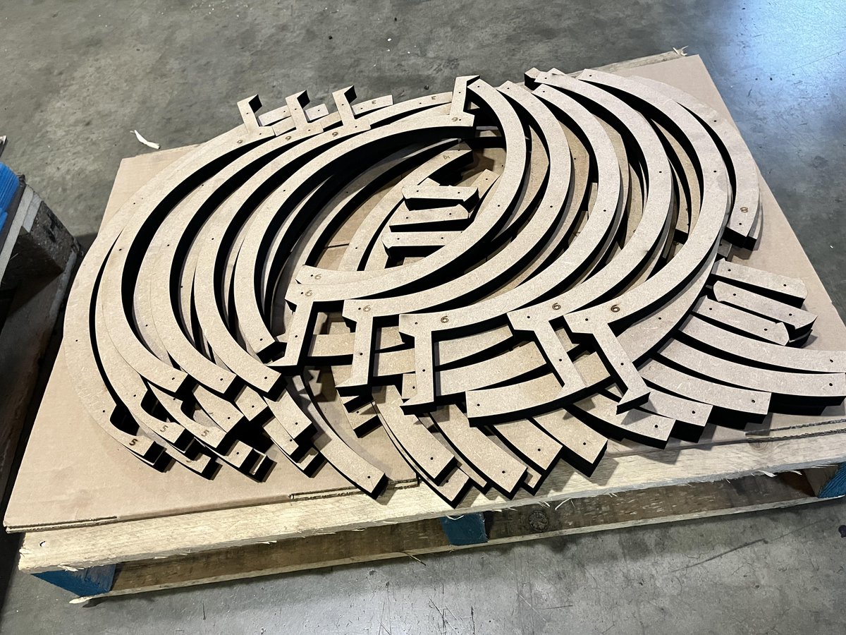 We have Laser Marked ID numbers while Laser Cutting 15mm MDF to help our customers assemble easier.

#UKManufacturing #EngineeringUK #ManufacturingUK #UKmfg #GBmfg #LaserCutting #LaserEngraving #MFG #AILU