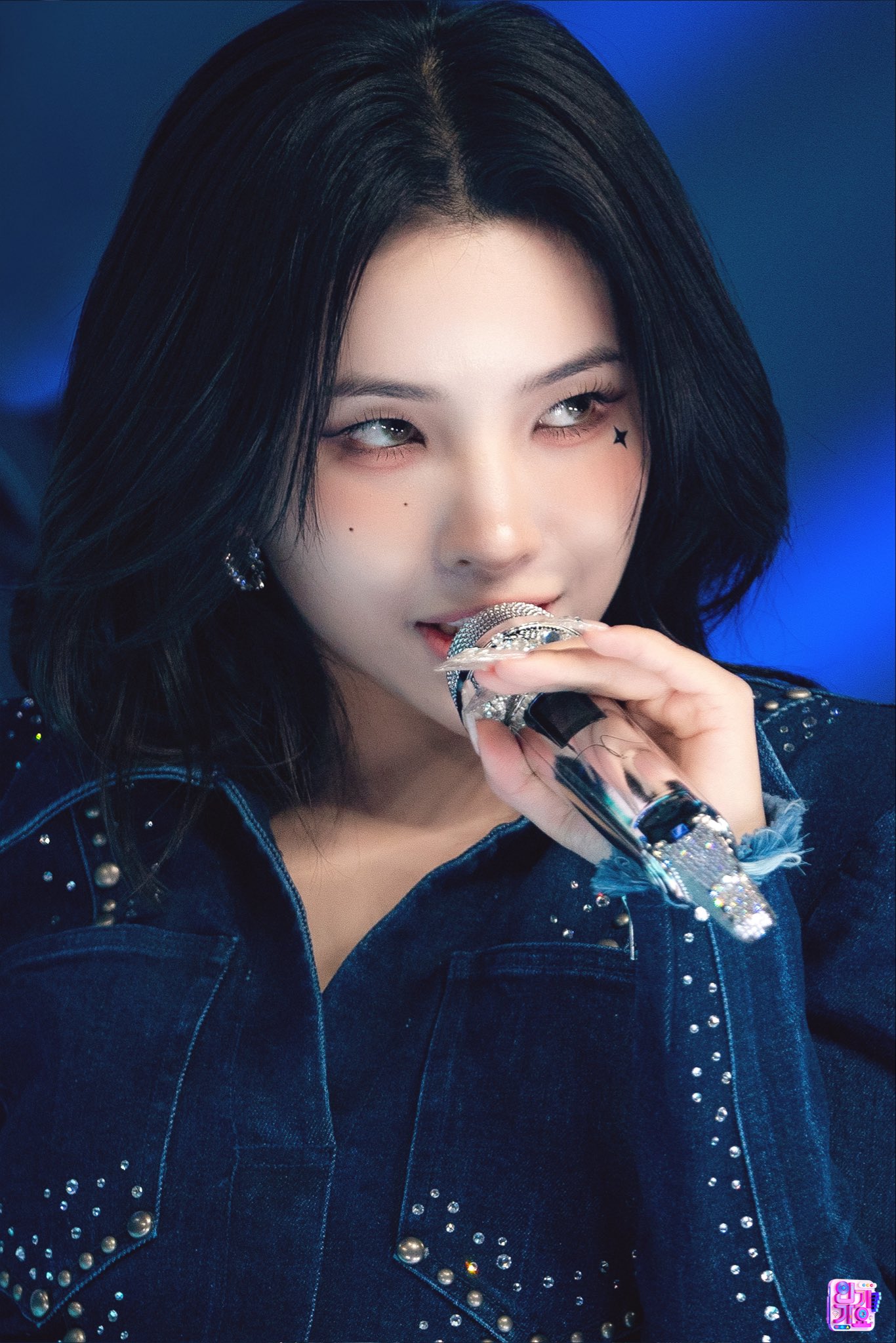 GIDLE アイドゥル ソヨン 直筆サインポラロイド Amazon.co.jp: ソヨン直筆サイン入り2Lサイズ写真…So-yeon