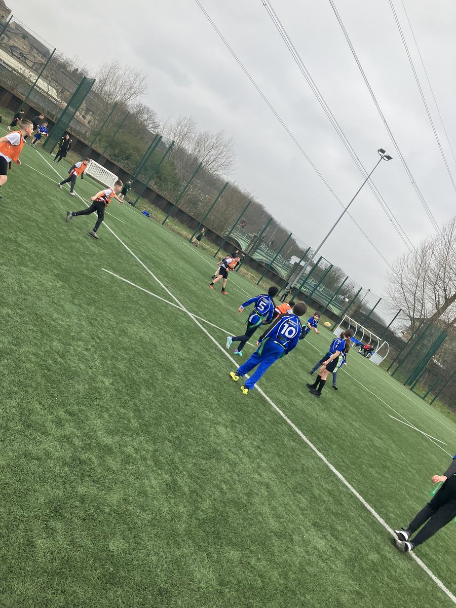 We kicked off our Year 5/6 Tag Rugby competition in style @RugbyLeeds The quality of rugby was brilliant - congratulations to @stjosephspudsey @StanningleyPri1 Whingate for qualifying for the final at Headingley in July 🙌🏻🤩🥇🏉🏟️