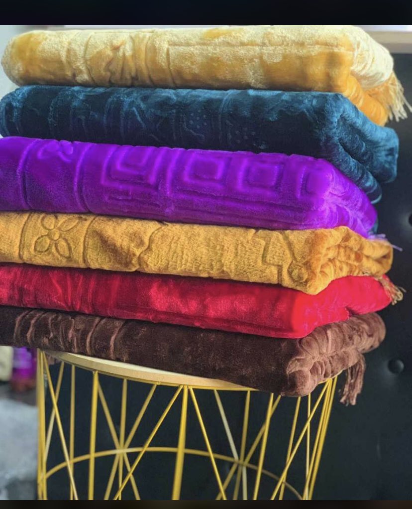 I take God beg you, please retweet this for me 🙏🙏

PRAYER SET 

curated to meet every Muslim brothers and sister’s need,keep your Ibaadah in check by getting our prayer set😉

To shop, dm or whatsapp wa.me/2348138085757
 
Unboxed: #16,500

Boxed: #20,500