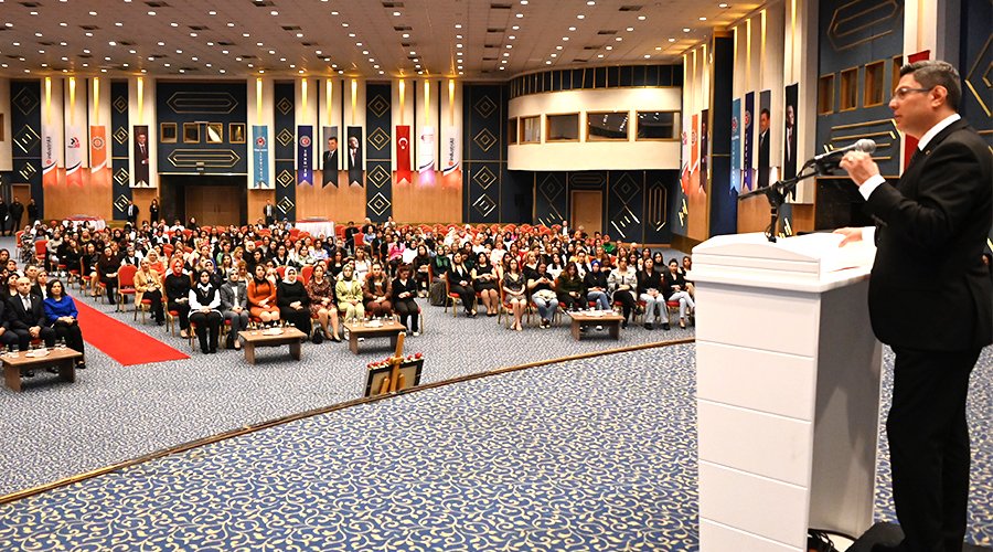 KADIN İŞÇİLER 29. BÜYÜK KURULTAYI ANKARA’DA TOPLANDI

Sendikamız Türk Metal’in 8 Mart Dünya Kadınlar Günü münasebetiyle geleneksel olarak düzenlediği Kadın İşçiler Büyük Kurultayı’nın 29’uncusu 6-9 Mart 2024 tarihleri arasında sendikamızın örgütlü olduğu fabrikalarda çalışan