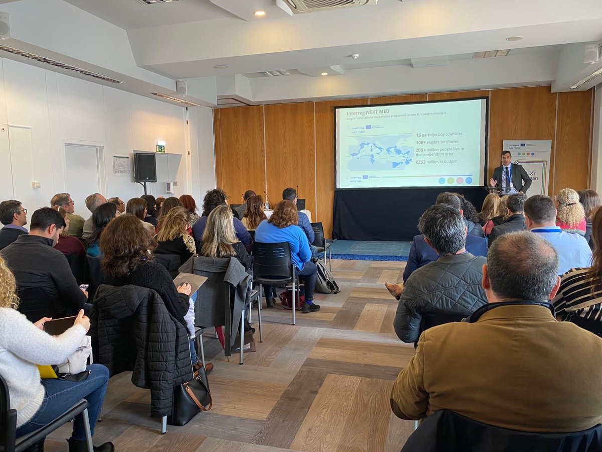 BrosetaPablo's tweet photo. Seguimos presentando el programa @interregnextmed, esta vez en Faro (Portugal). El gobierno de @carlos_mazon_ trabajando por un Mediterráneo más competitivo.

#gva #generalitatvalenciana #hallegadoelcambio #elcambiosecumple #fentcomunitat #treballemperatots #treballemperatu https://t.co/M7XyWEZgSH