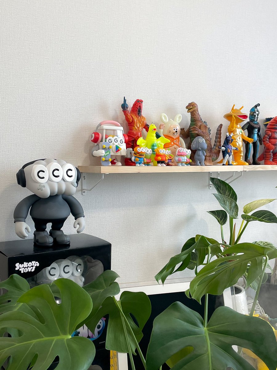 sukota_cc's tweet photo. 音楽プロジェクトWI’Pのキャラ「WI’Pさん」のソフビができました！

デザイン・3D原型・パッケージデザインともろもろやらせていただきました！
すごくかわいく仕上がりました！

しかも！抽選で当たるみたいです！！
@wip_music のポストをチェックしてみてね！
製造は@fusee_tokyo さん！🙏 https://t.co/9JWjCEIiCZ