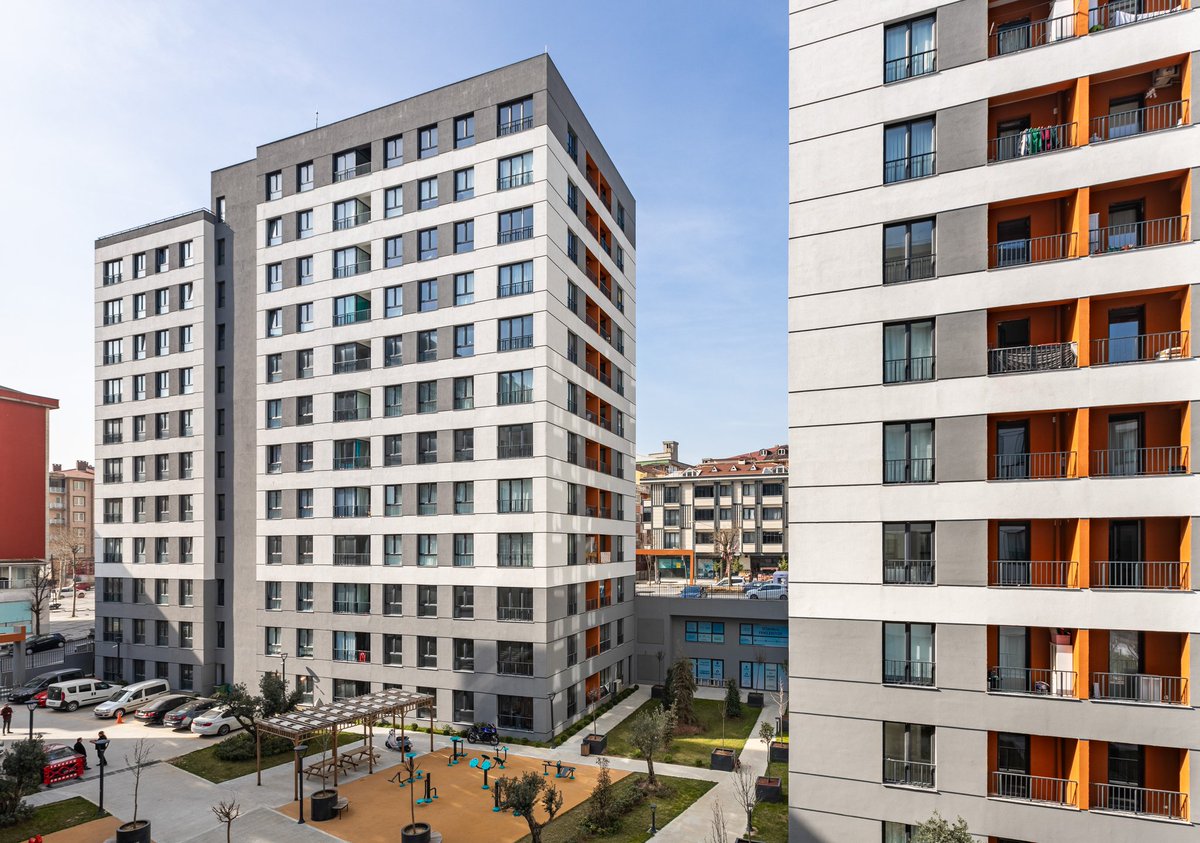 AidAmimarlik's tweet photo. Kiptaş Bağcılar Kirazevler Projesi, kentsel dönüşüm kapsamında mevcut As Fatih Sitesi’nin yıkılarak elde edilen 7471 m² arsası üzerine, 4 bloktan oluşan kapalı bir site olarak yapılan  projenin detaylarına profilimizdeki web adresimizden erişebilirsiniz. https://t.co/1mOnBsPqYJ