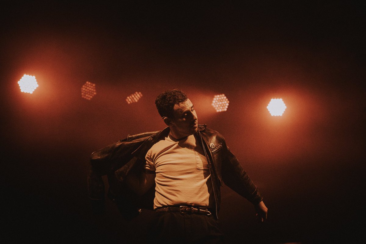 B4

<a href="/bleachersmusic/">bleachers</a> | <a href="/jackantonoff/">jackantonoff</a> 
📸: <a href="/joshdruding/">Josh Druding</a>