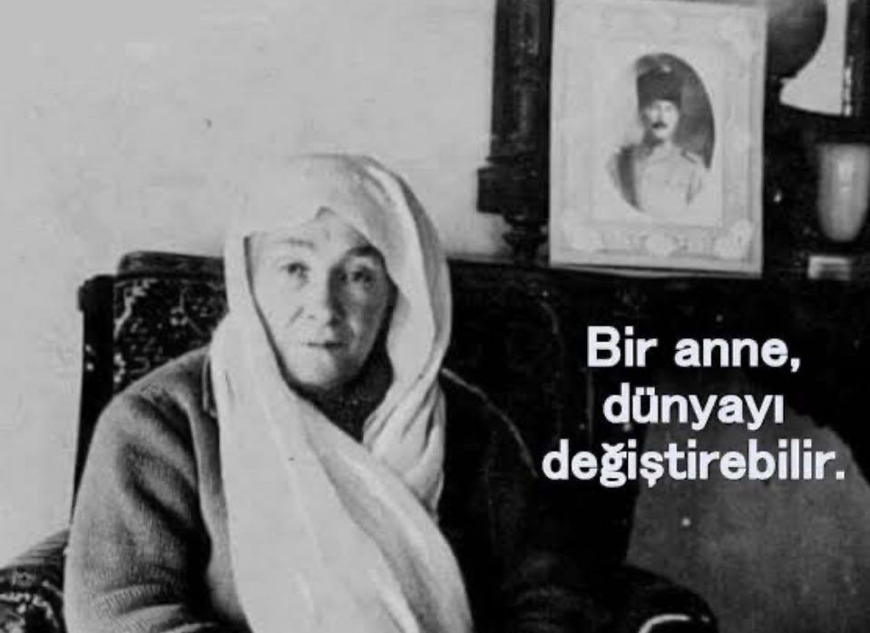 Başta Ulu Önderimiz Gazi Mustafa Kemal Atatürk’ün annesi Zübeyde hanım olmak üzere, tüm kadınların
#8MartDünyaKadınlarGünüKutluOlsun