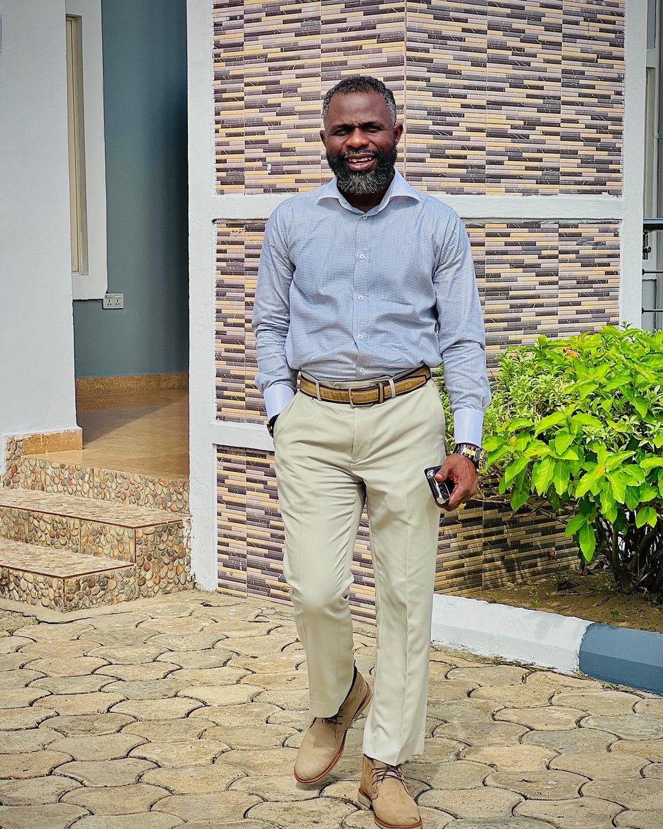 daddykenbitere's tweet photo. In the midst of uncertainty, I find solace in the unwavering belief that God will work it out. So let’s go out there and make something happen.
#dkmi #daddyken #Tuesday #MakeItHappen #work #trust #faith https://t.co/GAksm2eqfB