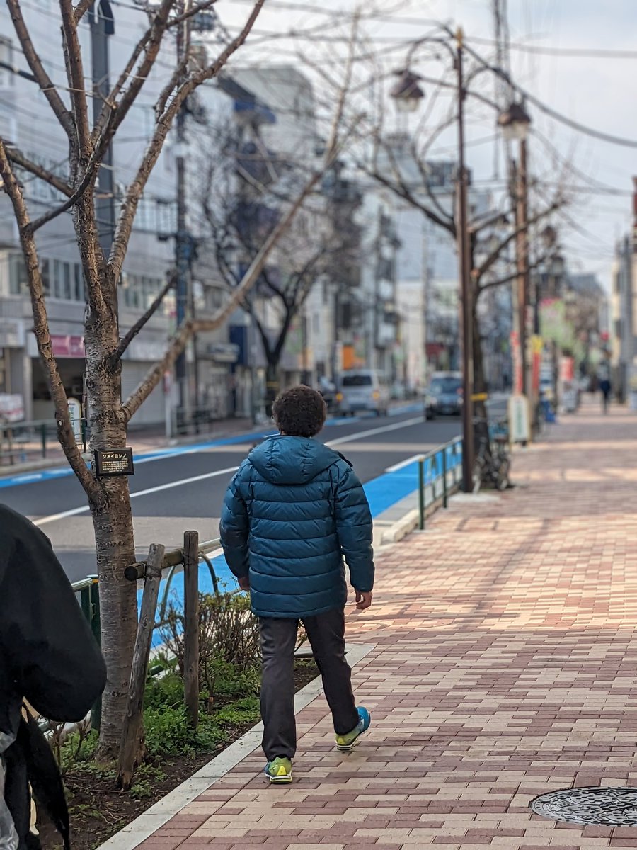 今日はたくさん歩いてます〜〜🚶‍♂️