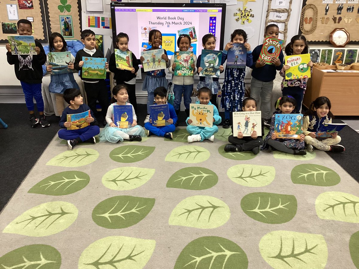 Happy World Book Day! <a href="/HolyFamilyScho1/">Holy Family School</a> #englishhfb10