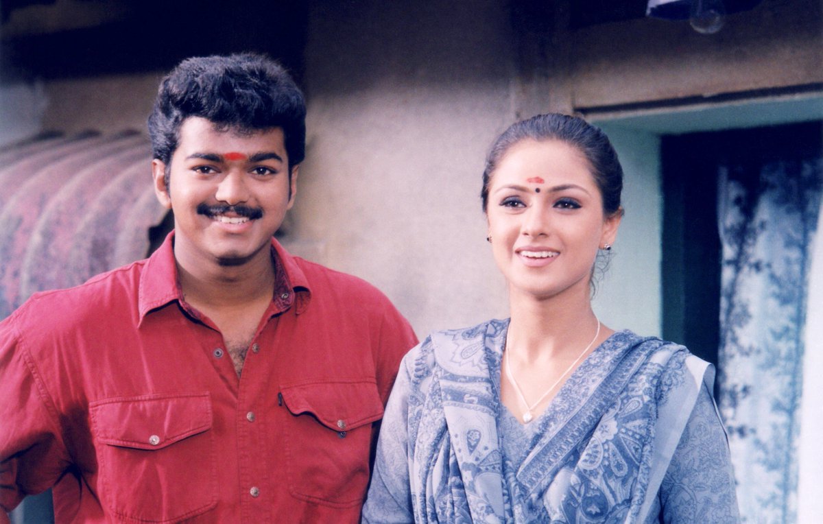 dp_karthik's tweet photo. In the #AskSimran session, @SimranbaggaOffc revealed that Rukku from "Thulladha Manamum Thullum" is her favorite character. She considers it an important milestone in her career that felt rewarding and tapped into her true potential. 👌🏻❤️ https://t.co/QoEp927wz7