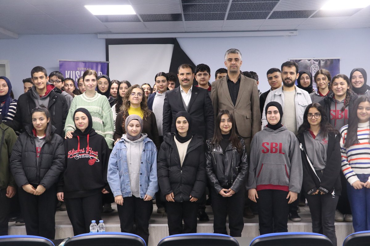 surkav_urfa's tweet photo. Kuşaklar Buluşmasının 36. ncısı Eğitimci ve Yeşilay Şanlıurfa Şube Başkanı Aziz ÇİFTÇİ’nin, Sosyal Bilimler Lisesi öğrencileri buluşmasıyla gerçekleştirildi. https://t.co/TvdcoSAz2R