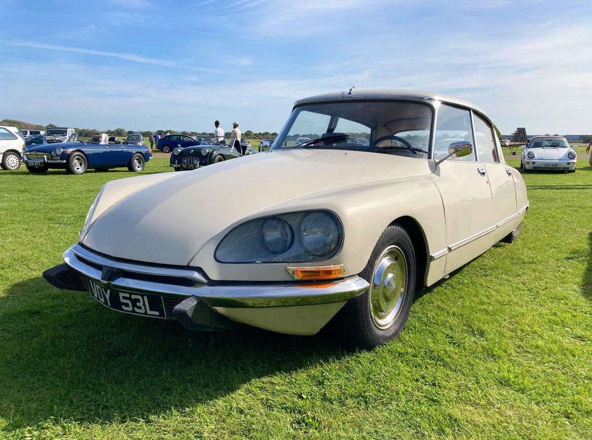 #FrenchCarFriday 🇫🇷 #Citroën