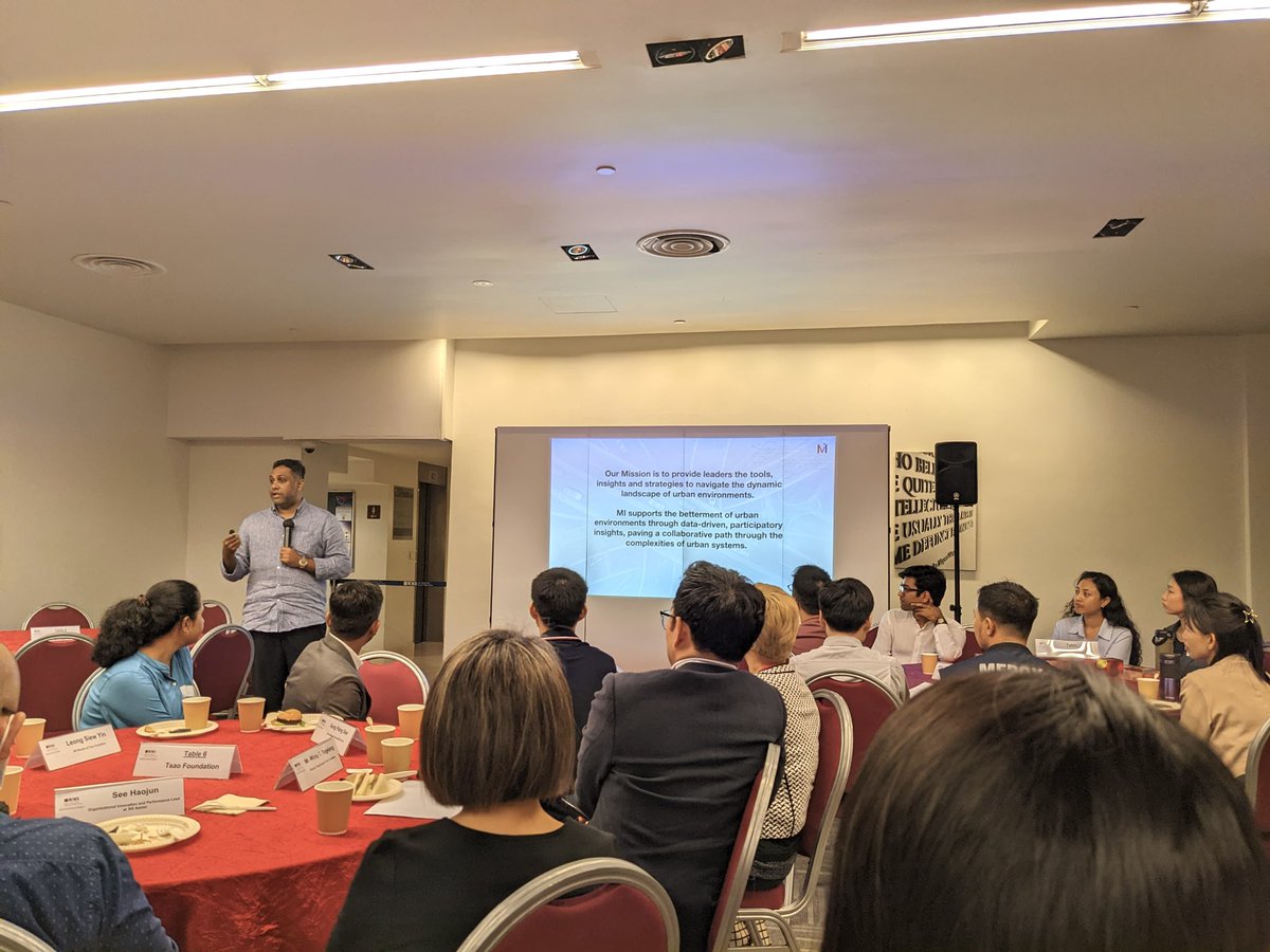 MORROWIntel's tweet photo. This week, #MORROWIntelligence participated in a coffee networking session organised by the @lkyspp.
Alumnus and Managing Director @saravanans9 introduced MI to the community, which was joined by other organisations championing similarly impactful causes in the #policy sphere. https://t.co/7eJfypJ5oA
