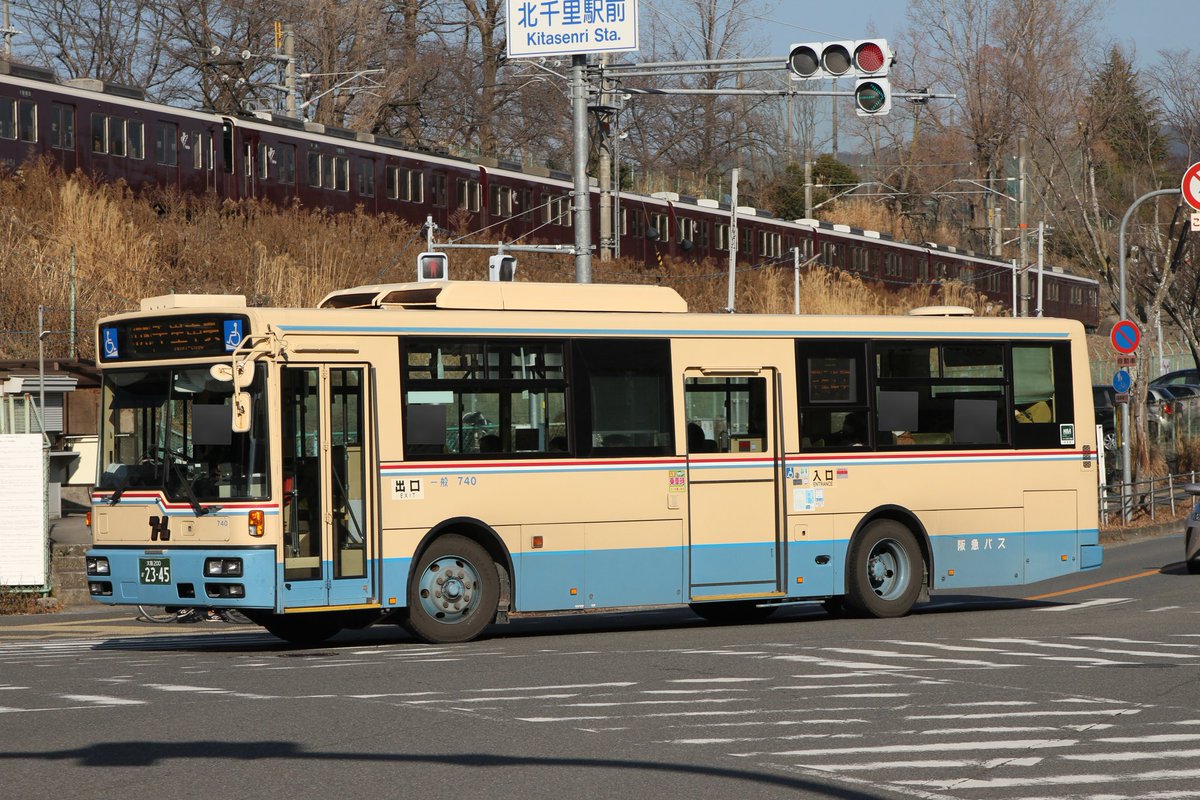 パパ 2/13 阪急バス 大阪200か2336(745) PJ-LV234N1 大阪200か2345(740