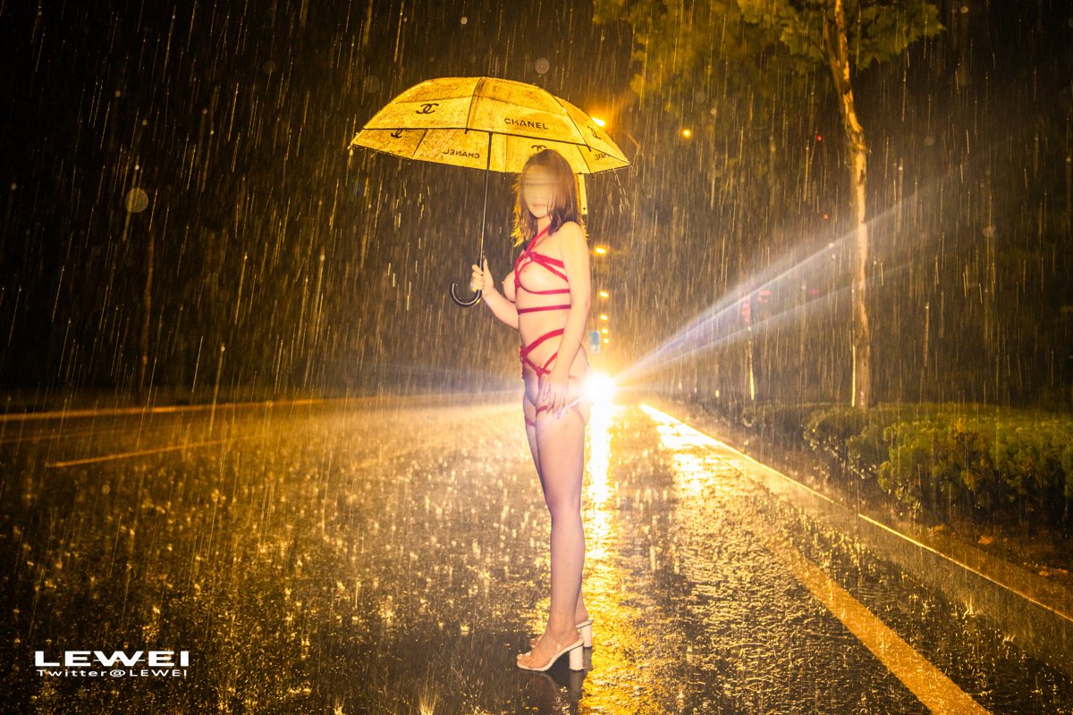 冷雨夜3～
出镜: @Dreamsing69
#广州约拍  #废墟捆绑
各类主题创作拍摄欢迎私我约拍～
投稿：
@Fengsiyuan
@wqganenshi_ https://t.co/lXChcqiTmf