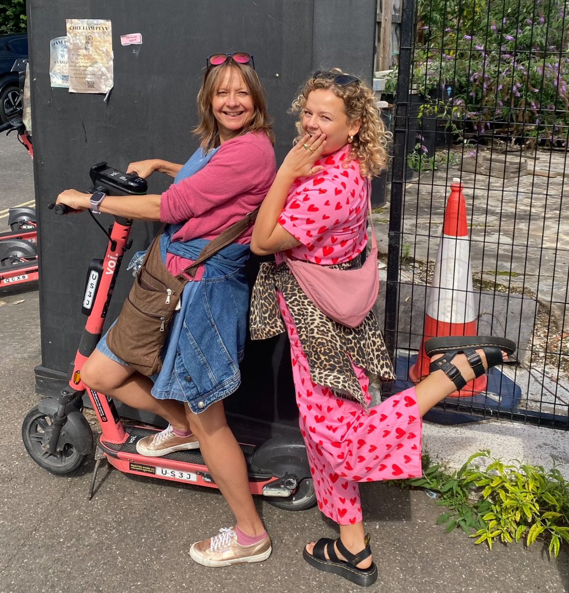 “Here’s to strong women, may we know them, may we be them, may we raise them”
Anon

#InternationalWomensDay - for all the women who don’t have choices and aren’t equal or free 💕

Remembering those that fought for our rights and those that continue to lead the way ❤️ 👑