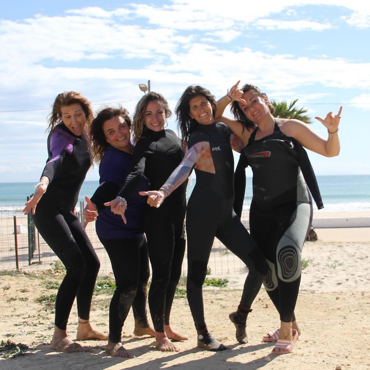 LateCoaching's tweet photo. Queridas amigas juntas podemos construir un mundo mejor. Nuestra voz tiene mucho poder! 
Somos y seremos lo que queramos SER, sobretodo LIBRES #8m 
#DiaDeLaMujer #DiaInternacionalDeLaMujer 
#8marzo2024 
#NiUnaMás #NiUnaMenos https://t.co/BKcuSjd9r5