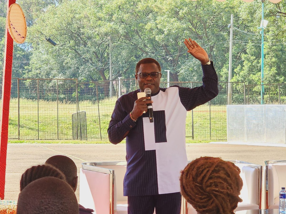 Twaweza_Ke's tweet photo. "We need a law that clearly defines what public participation means for it to work effectively." - Governor @SpeakerKLusaka.
#DemokrasiaYetu 
#FormNiDialogue https://t.co/ef0zOl5Iml