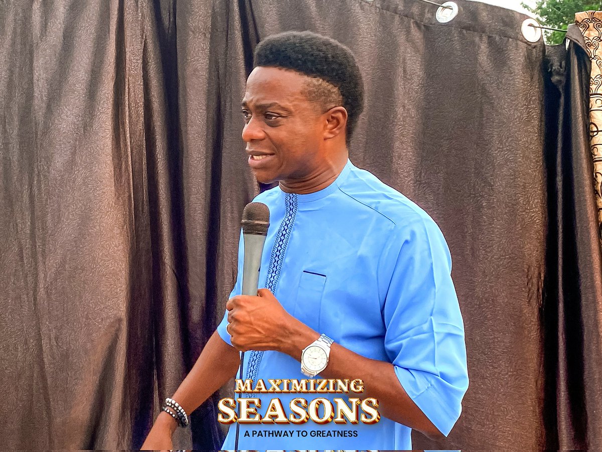 prm_epe's tweet photo. We gained insightful lessons from our papa @pmavisorji on how to maximize our seasons.
Now, we know that to maximize our seasons, we ought to define our Goals and follow it through.
#mavisorji #prmepe #prmlasu #maximizingseasons #Jesus #freshersday #christiancontent⚡ https://t.co/7py8SW4FEu