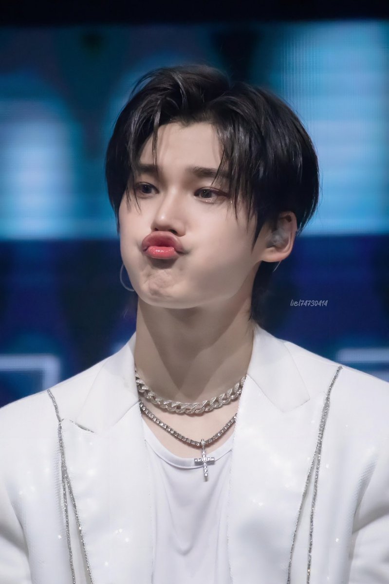 쮸 tweet media