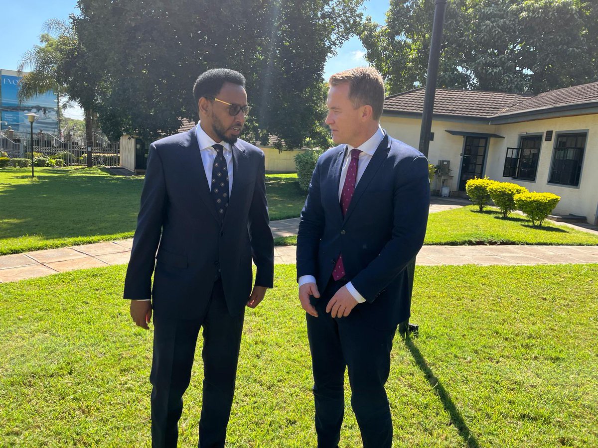 It was a pleasure to meet with @NorwayMFA's @akravik79 today to discuss #Somalia's economic reform progress, Post HIPC strategy for growth and developmental priorities. @NorwayInSomalia is a valuable partner and we are grateful for their unwavering support to the #Somali people.