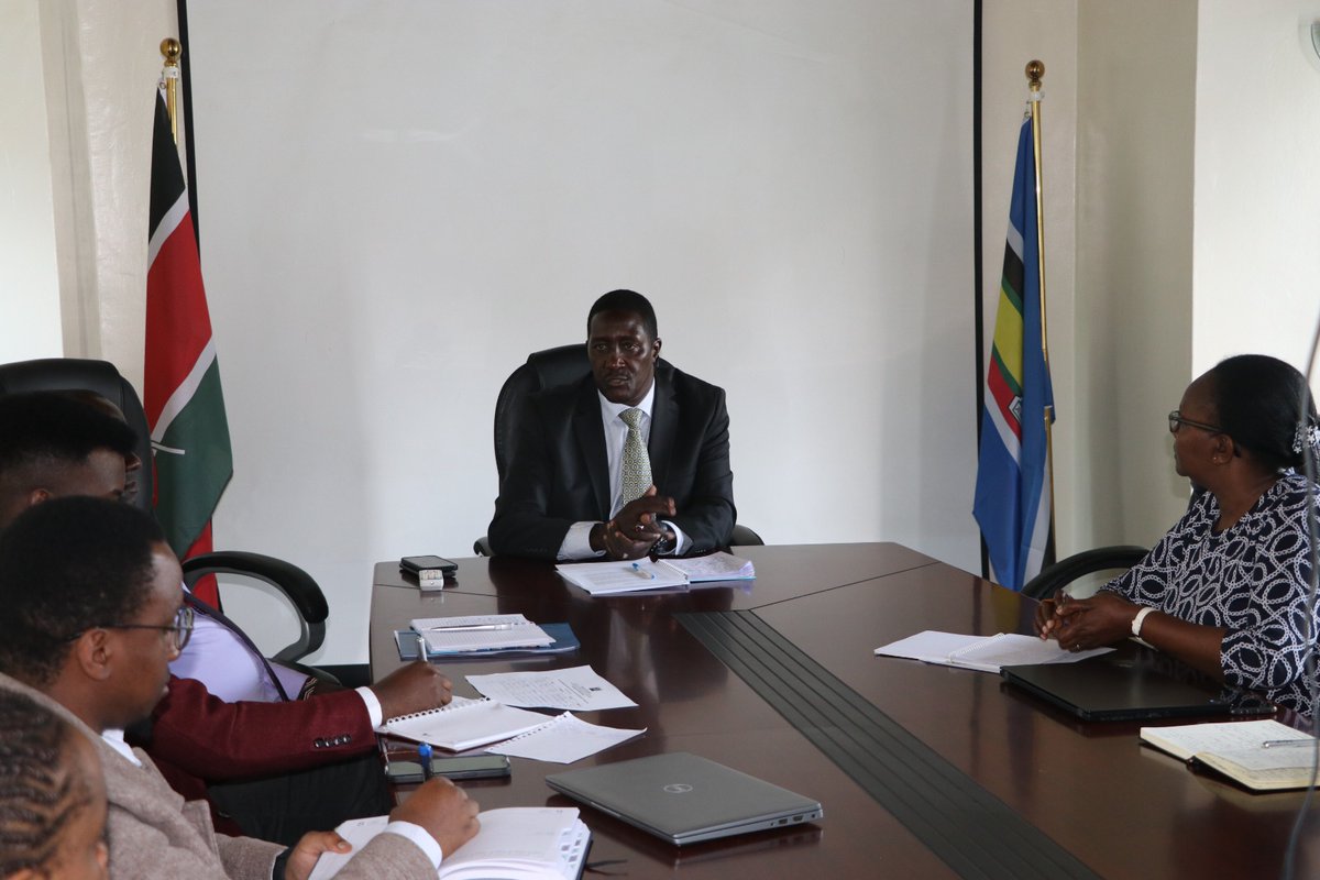 ishimwejeanmarie (@ishimwemarie432) on Twitter photo Earlier yesterday, partners working with RLOs & refugees in Kenya under the CBO/RLO Sub-working group paid a courtesy visit to the Commissioner of Refugee Affairs, Mr. <a href="/burugu_j/">J.N. Burugu</a>, at <a href="/DRSKenya/">Department of Refugee Services</a> to discuss areas to collaborate in enhancing refugee coordination with partners & Govt. Earlier yesterday, partners working with RLOs & refugees in Kenya under the CBO/RLO Sub-working group paid a courtesy visit to the Commissioner of Refugee Affairs, Mr. <a href="/burugu_j/">J.N. Burugu</a>, at <a href="/DRSKenya/">Department of Refugee Services</a> to discuss areas to collaborate in enhancing refugee coordination with partners & Govt.