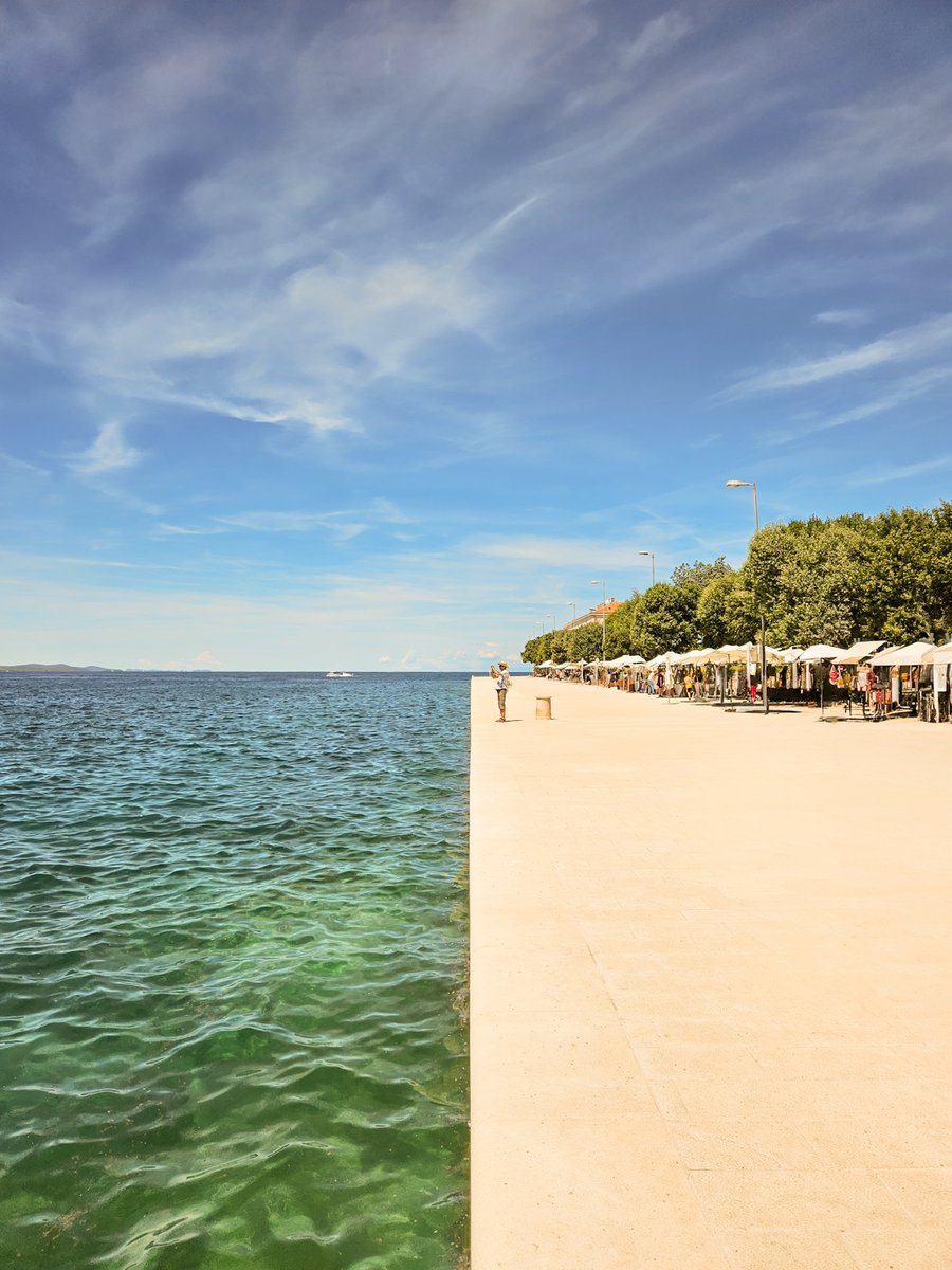 marcoramaNL's tweet image. Hi, I&apos;m Marco and cleaning photo&apos;s is my therapy. But... when to stop 😁  #generativefill