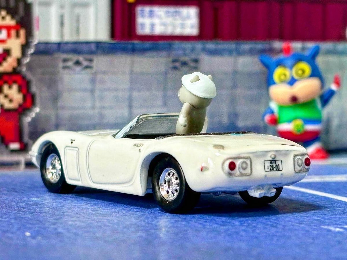 トヨタ・2000GT Roadstar HW レトロエンターテイメントシリーズの一台