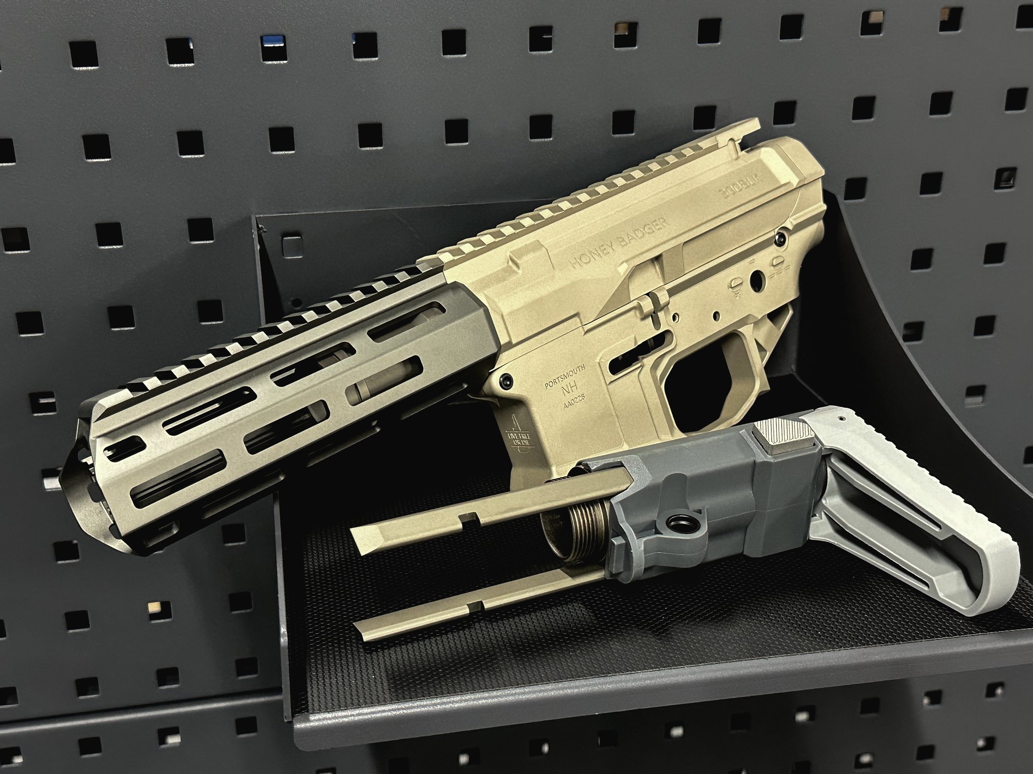ミリタリーショップH.T.G. в X: „C&C Tac Honey Badger by Q SBR ミリタリーショップH.T.G. в X: „C&C Tac Honey Badger by Q SBR