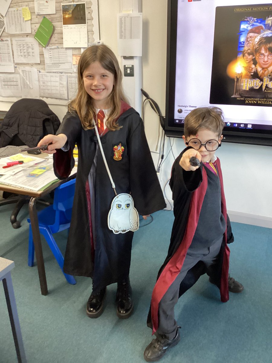 Year 3 tweet media