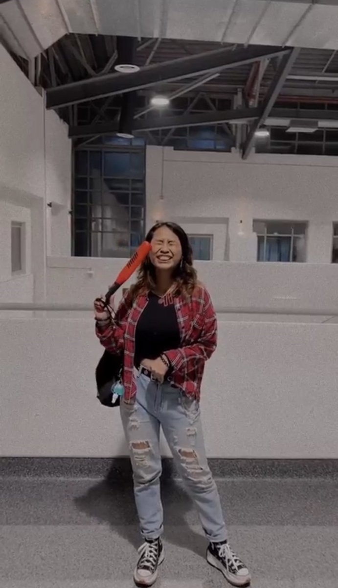 ad_dictedddd's tweet photo. 𝙸𝙺𝙾𝙽 : 𝚃𝙰𝙺𝙴 𝙾𝙵𝙵 𝚃𝙾𝚄𝚁 𝙸𝙽 𝙺𝚄𝙰𝙻𝙰 𝙻𝚄𝙼𝙿𝚄𝚁  ⭒๋࣭ ⭑♥️🖤

#TAKEOFFinKL #iKoninMY https://t.co/IGiSO4Fg4g